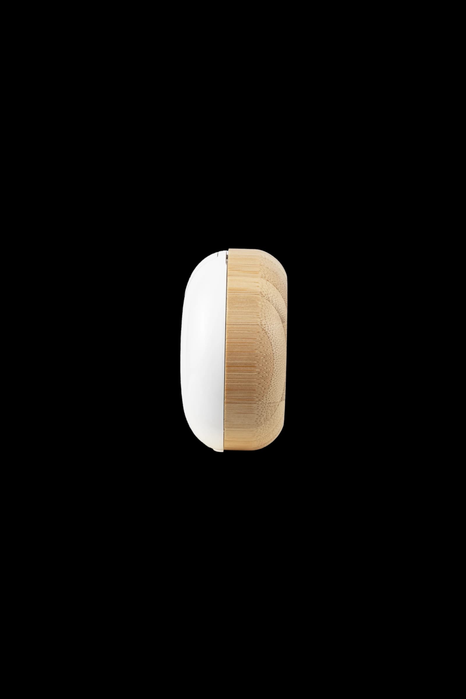 Bamboo Tunes closed angle 3